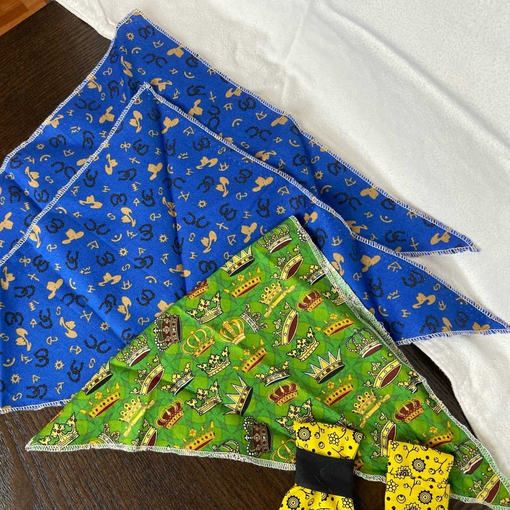 Handcrafted Handmade Hand Sewn Handkerchief and Ties for Small Dogs / Cats - Picture 4 of 7